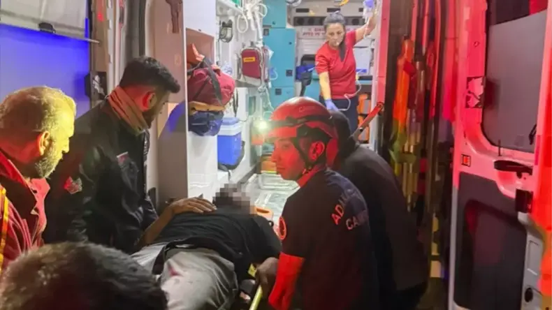 Adana’da Trafik Kazası: 1 Ölü, 1 Yaralı