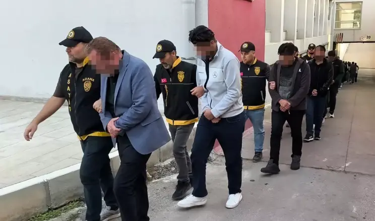 Adana’da İnşaat Dolandırıcılığı Çetesi Çökertildi