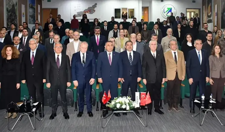 Adana Yeşil Dönüşüm Merkezi ile Türkiye Liderliğine Hazırlanıyor