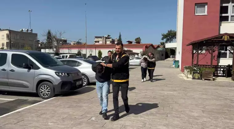 Adana’da Bıçaklı Kavga: 18 Yaşında Genç Hayatını Kaybetti